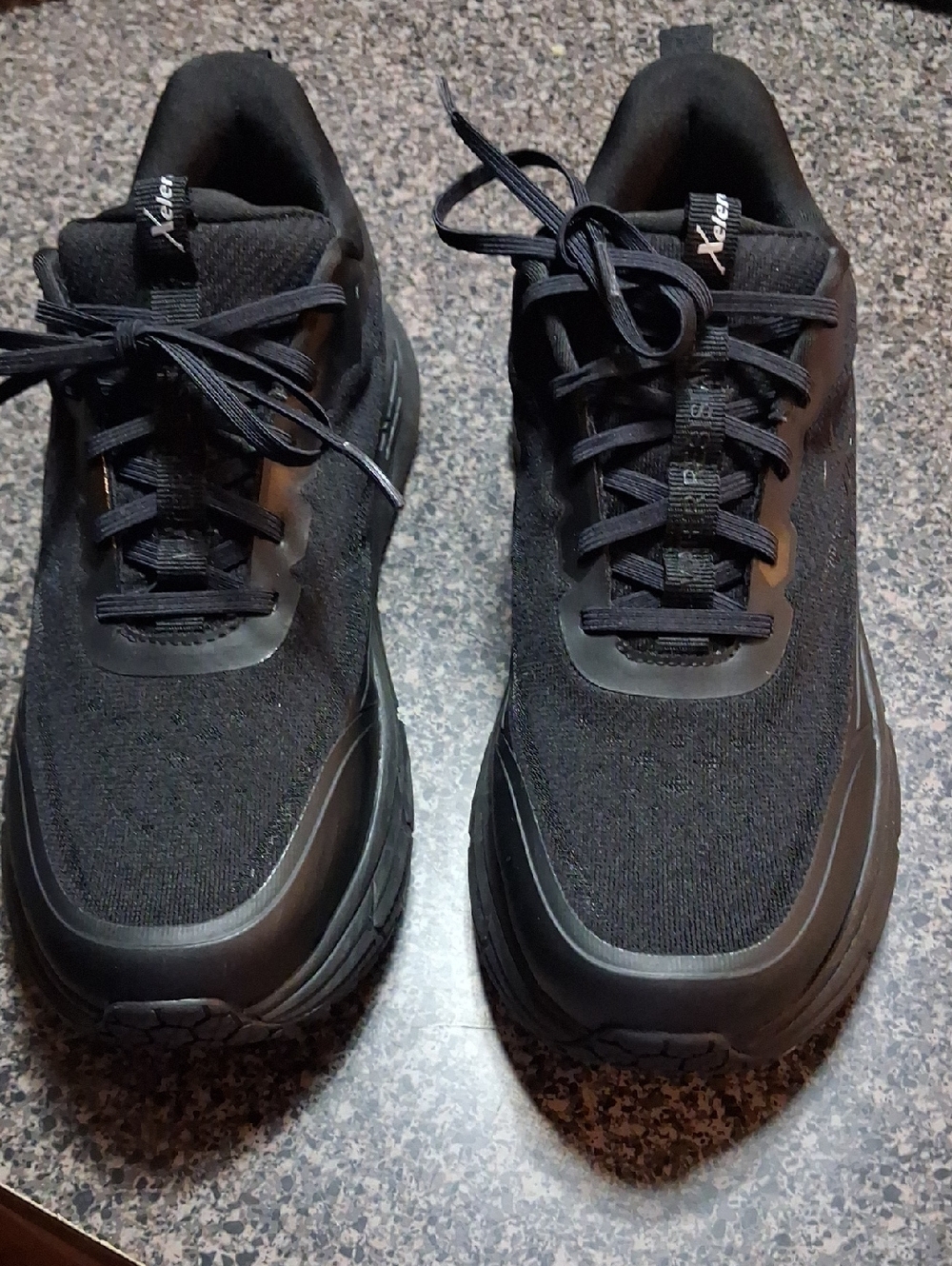 XELERO Men's Black Walking Shoe with Supportive Cushioning Sz 8